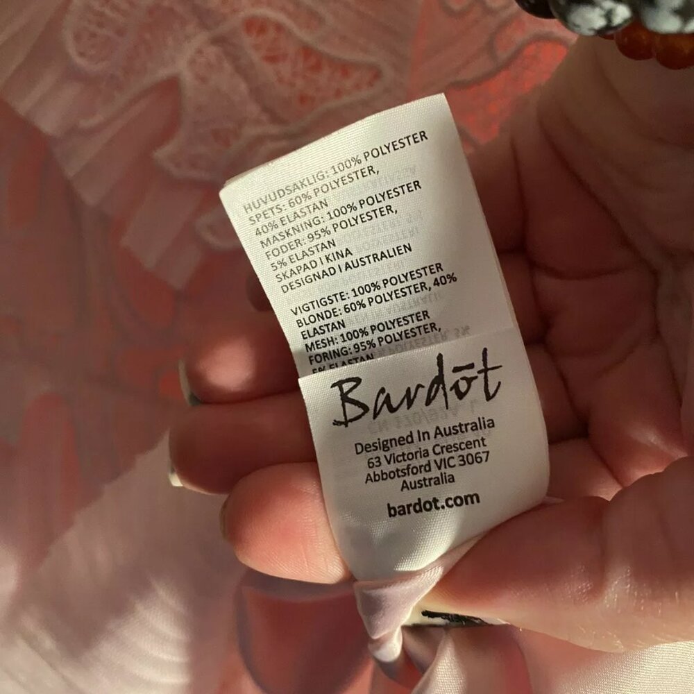 Breathtaking Bardot Francesca Lace Dress in Pink US Size 6 - Picture 6 of 8